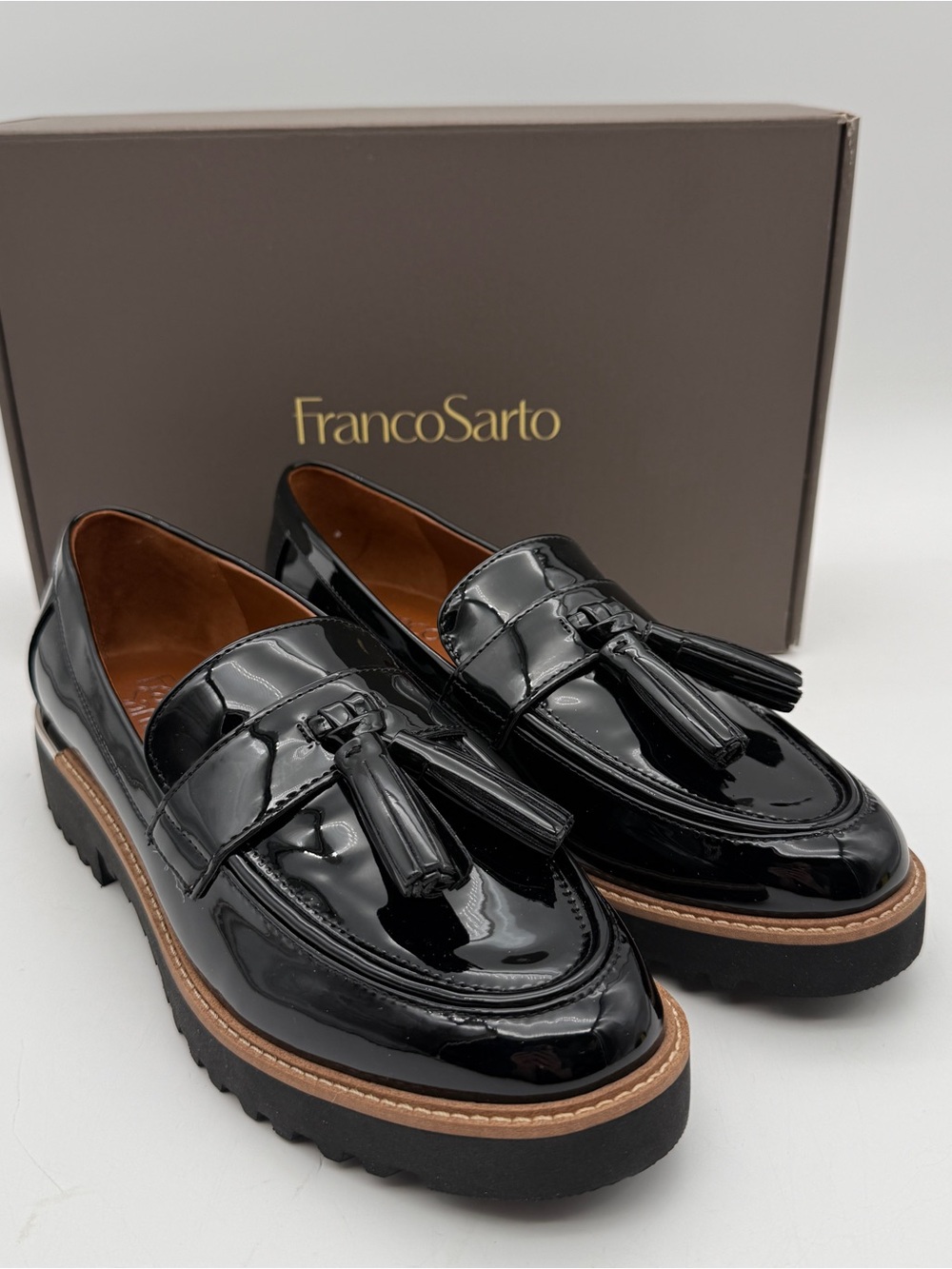 Franco Sarto Carolynn Lug Sole Tassel Loafers Black Women’s Size 7W Wide NIB